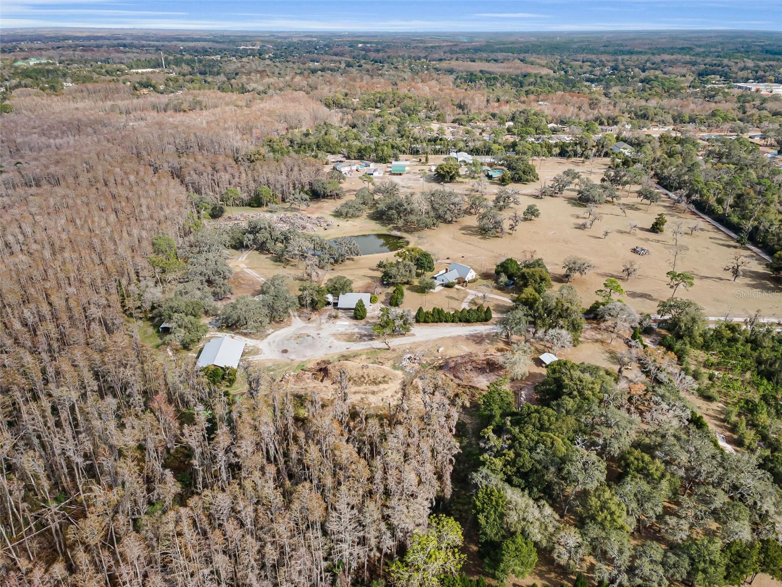 Listing photo id 14 for 7230 Old Homestead Road