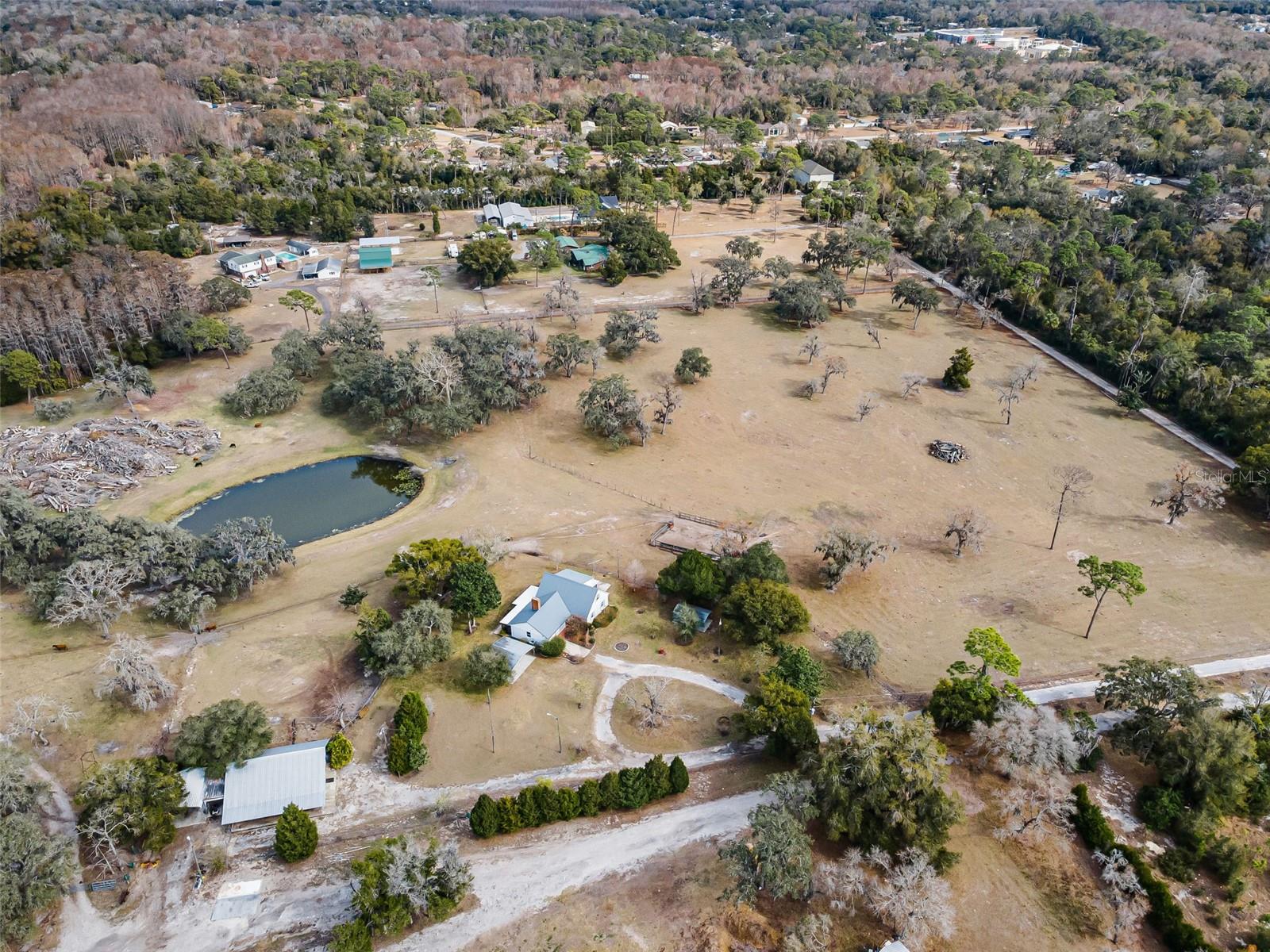 Listing photo id 16 for 7230 Old Homestead Road