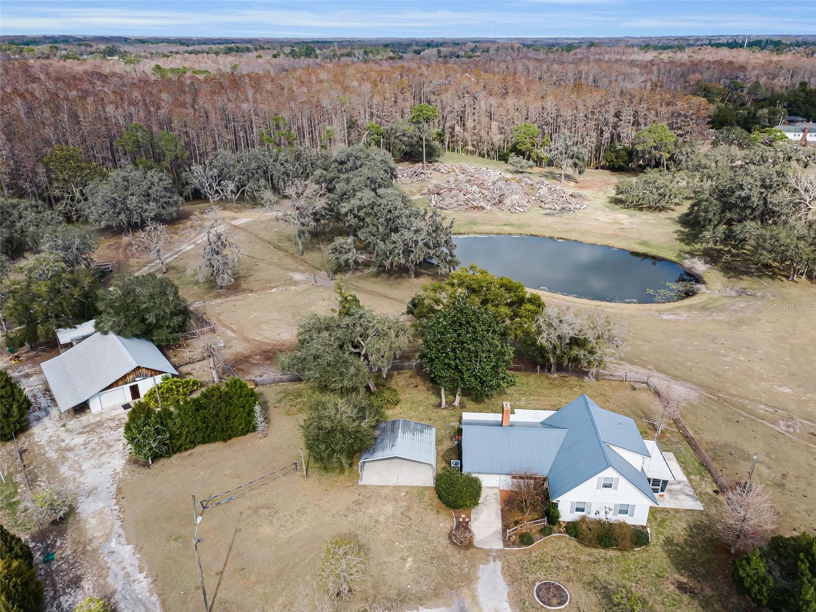 Listing photo id 24 for 7230 Old Homestead Road