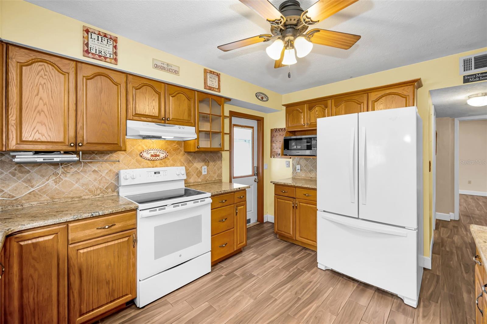 Listing photo id 44 for 7230 Old Homestead Road