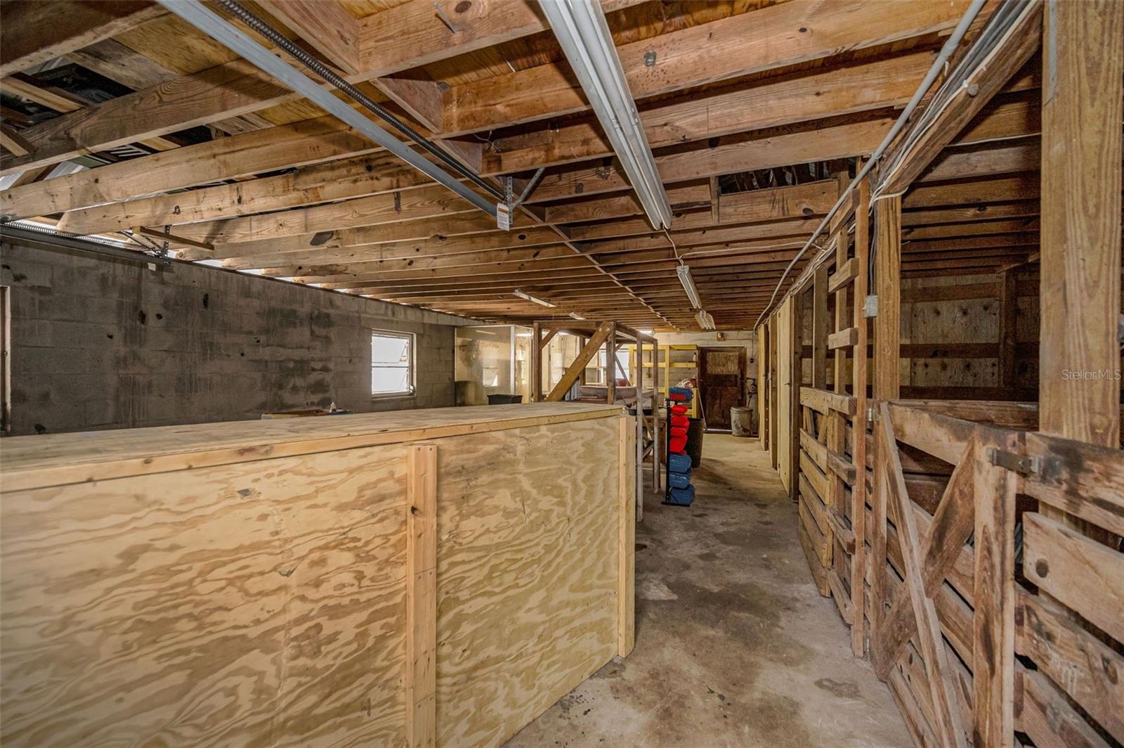 Listing photo id 70 for 7230 Old Homestead Road