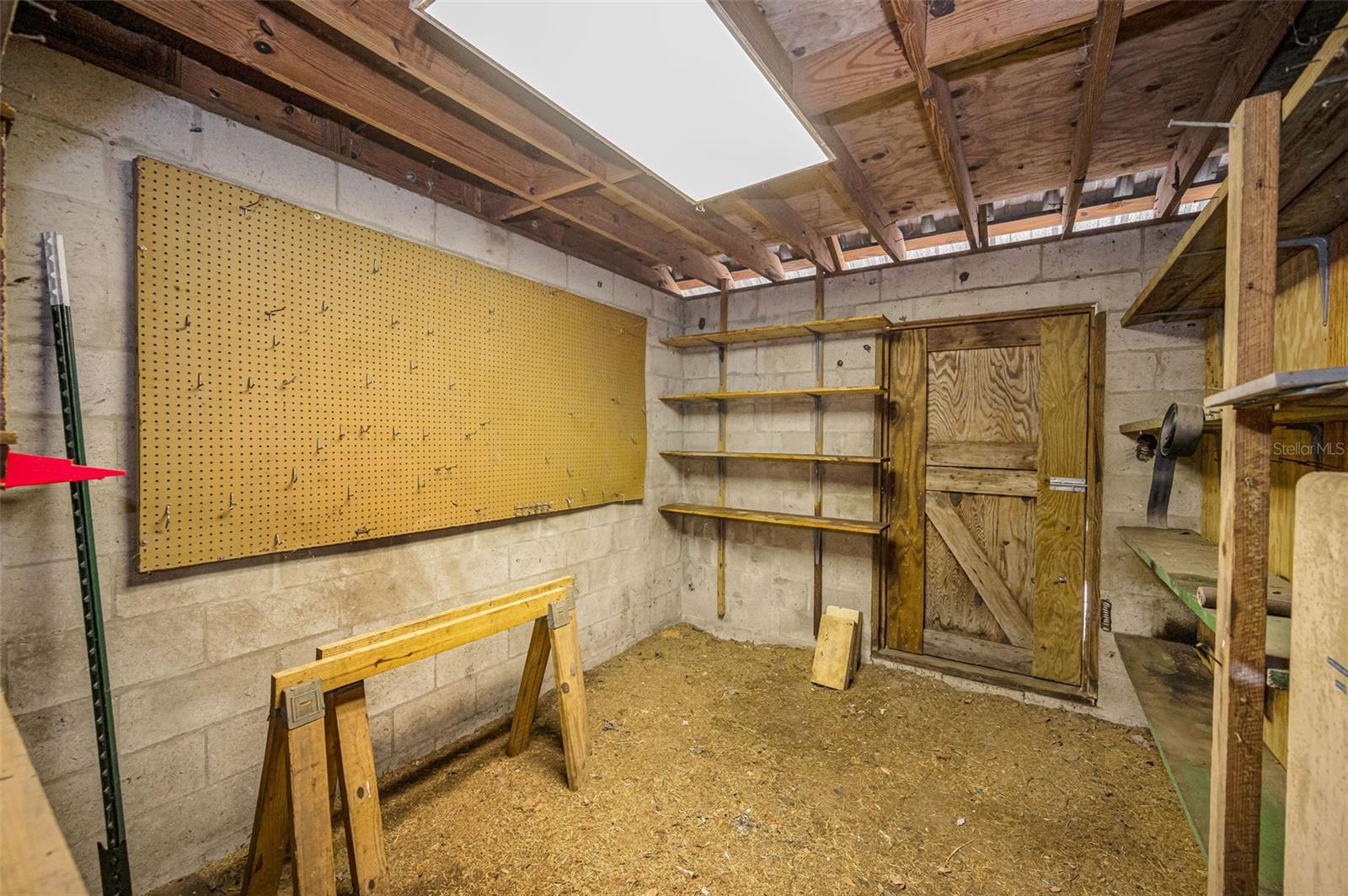 Listing photo id 73 for 7230 Old Homestead Road