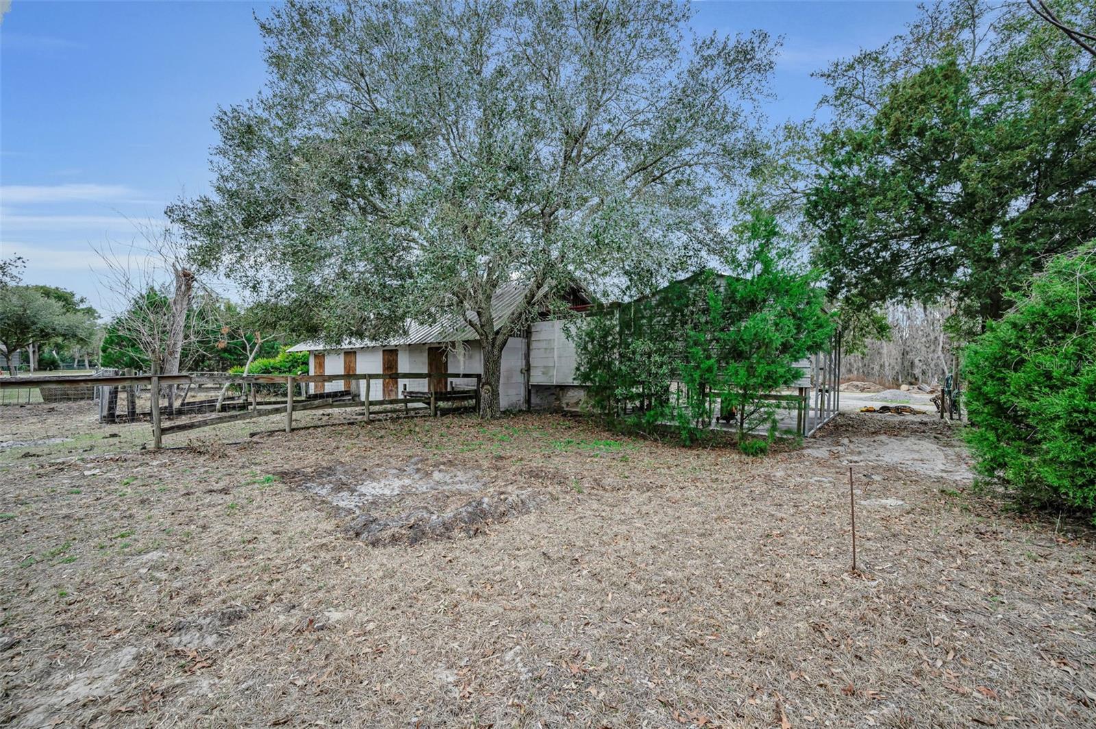 Listing photo id 78 for 7230 Old Homestead Road