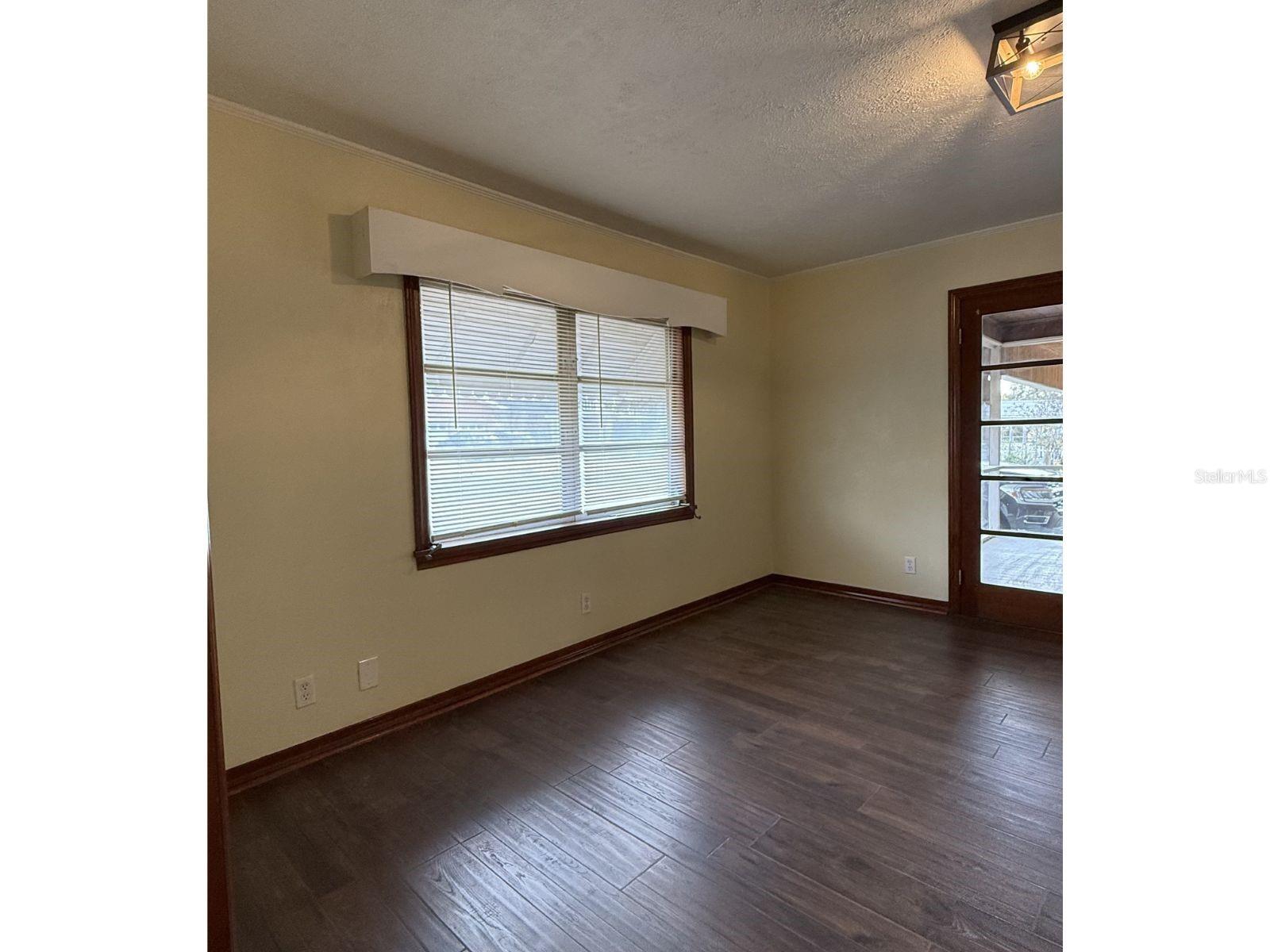 Image 12 of 32 For 13725 10th Street