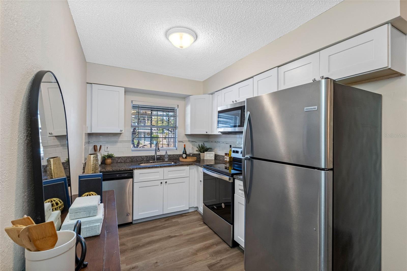 Image 11 of 31 For 1740 Walnut Street