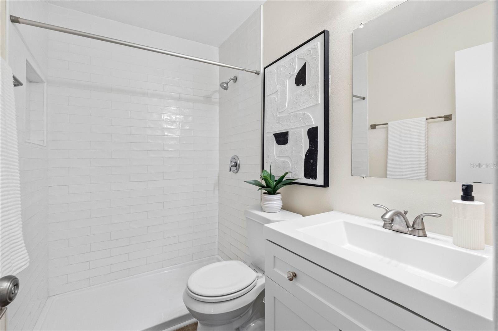 Image 17 of 31 For 1740 Walnut Street