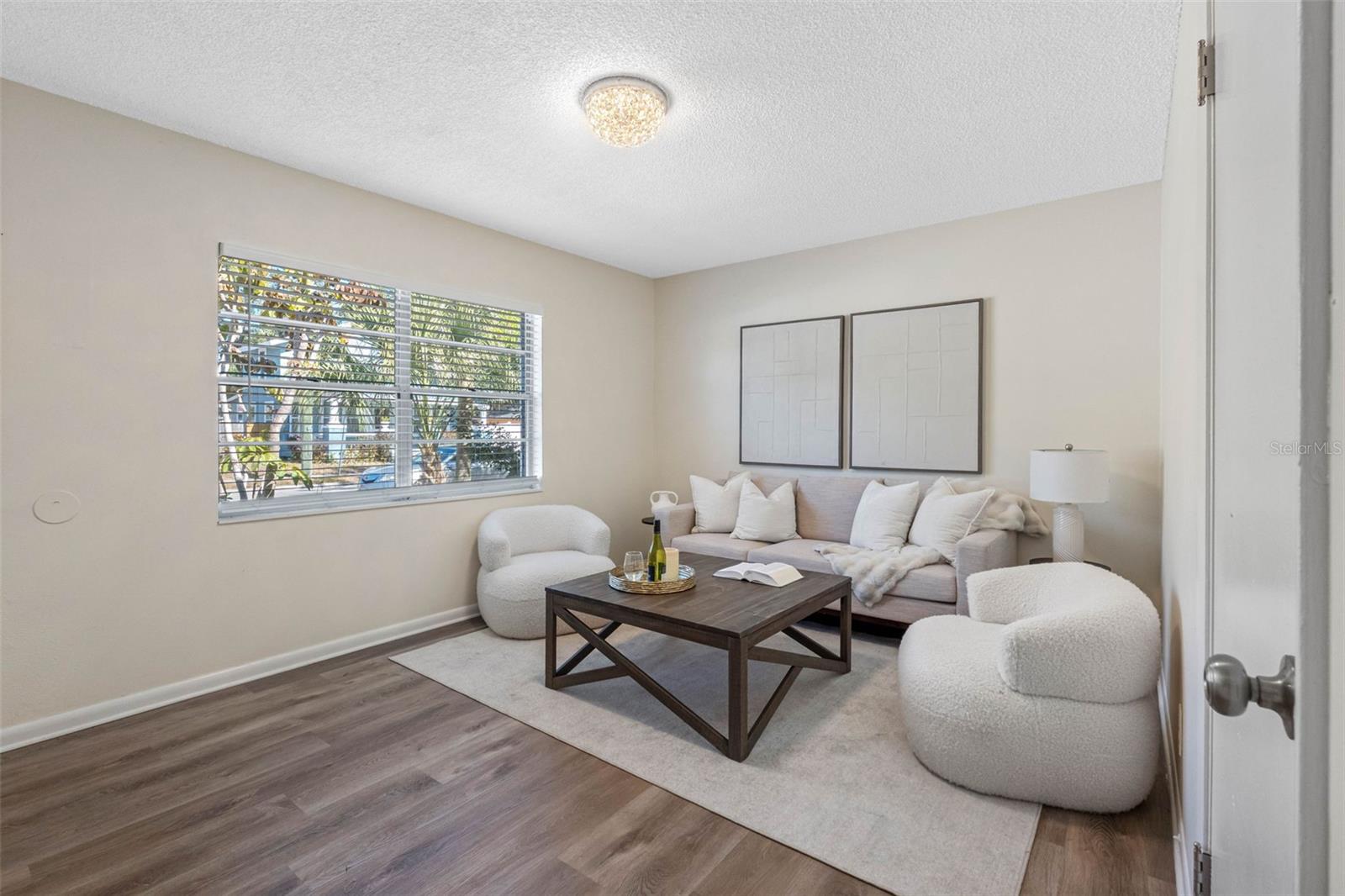 Image 3 of 31 For 1740 Walnut Street