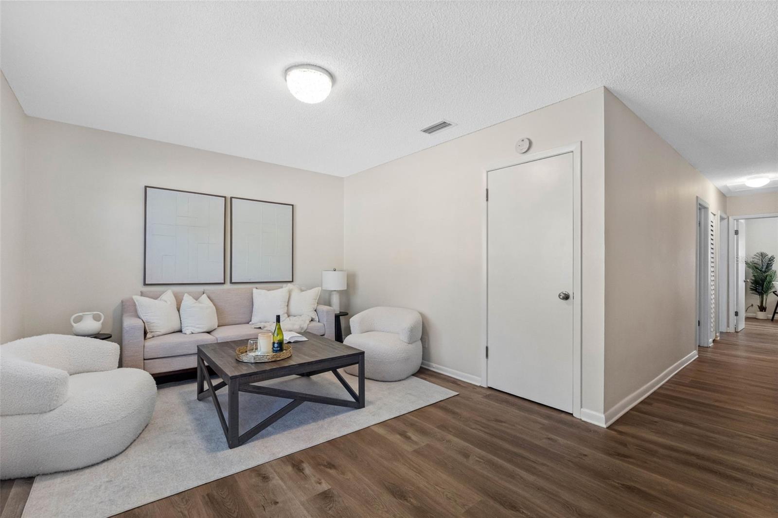 Image 4 of 31 For 1740 Walnut Street