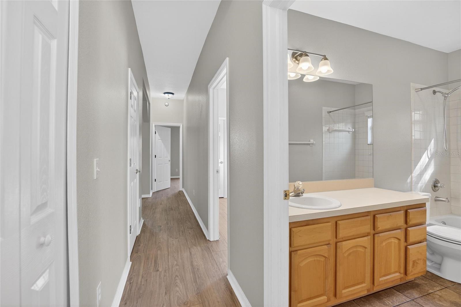 Image 25 of 45 For 11304 Balm Riverview Road