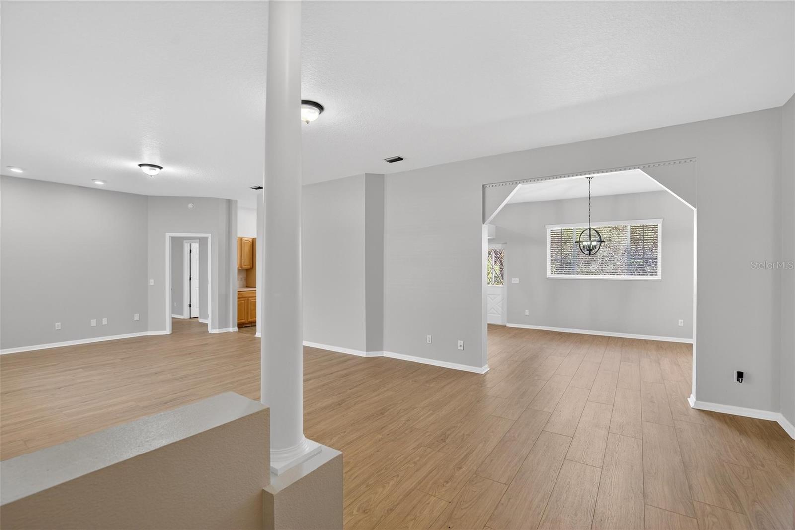 Image 6 of 45 For 11304 Balm Riverview Road