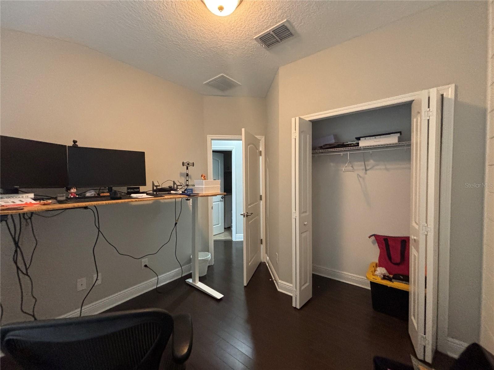 Image 25 of 35 For 9136 Fox Sparrow Road