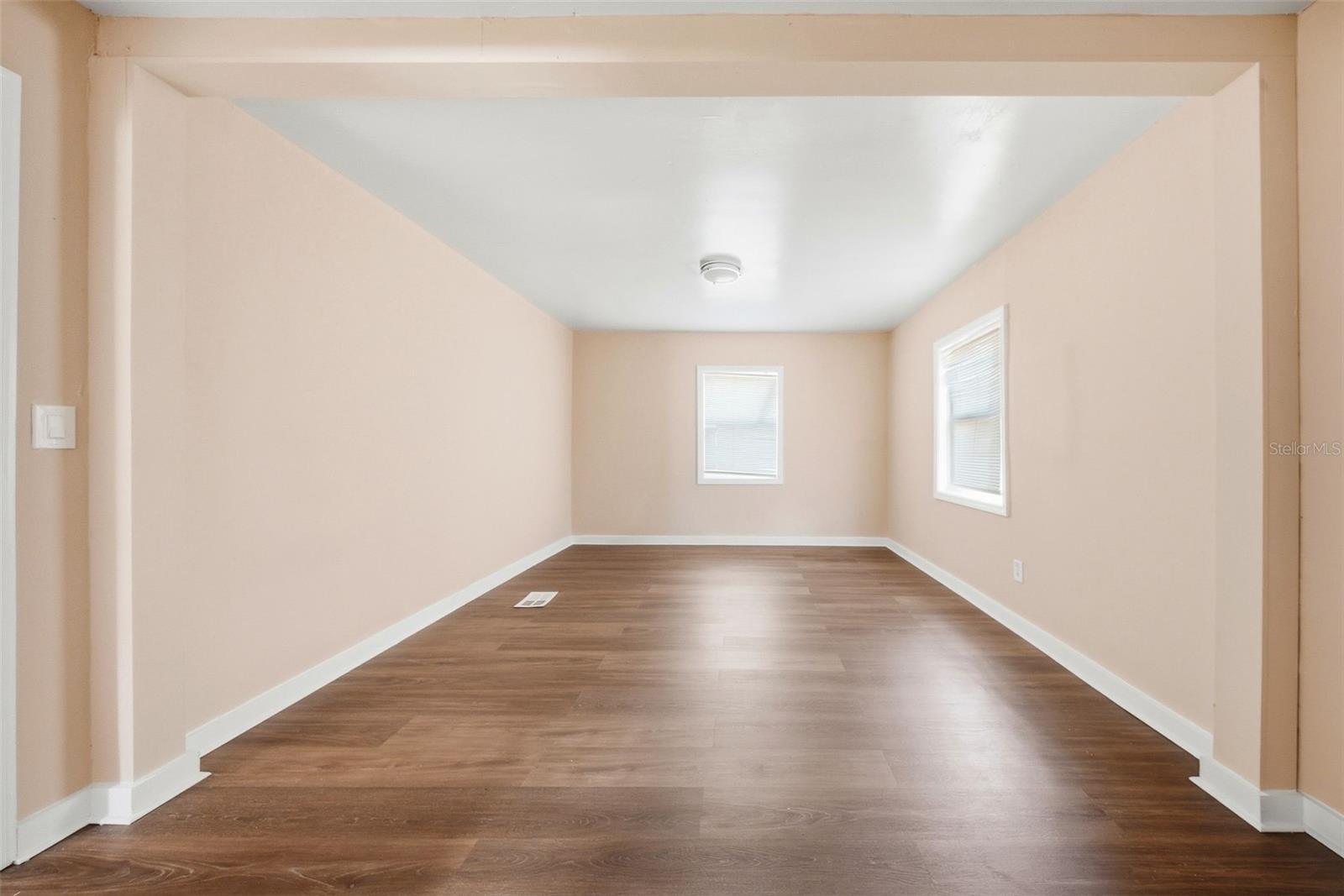 Image 14 of 39 For 514 Morgan Street