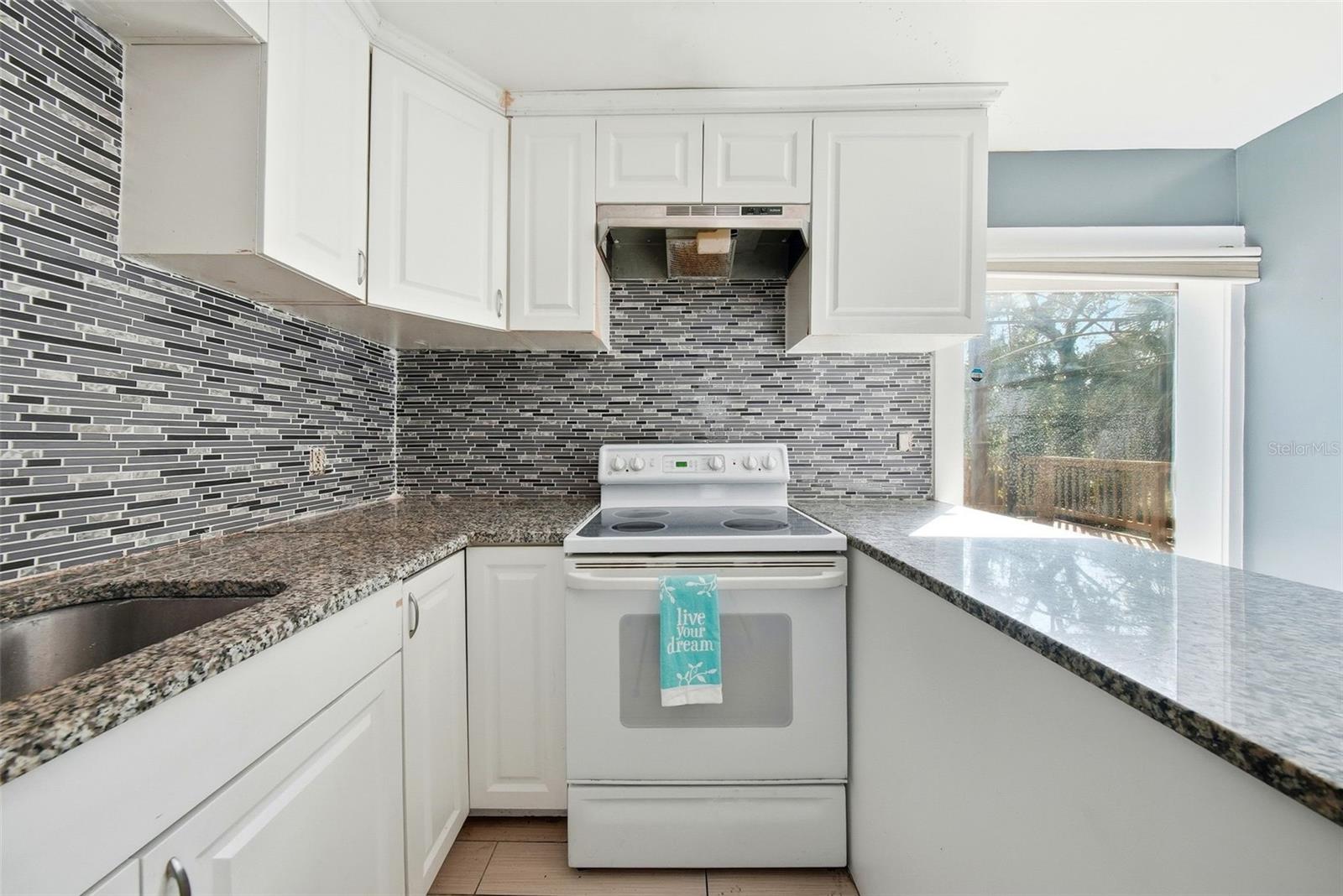 Image 9 of 39 For 514 Morgan Street