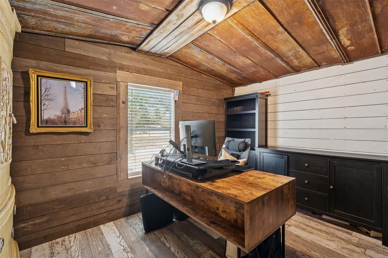 Image 40 of 100 For 6411 Holloman Creek Court