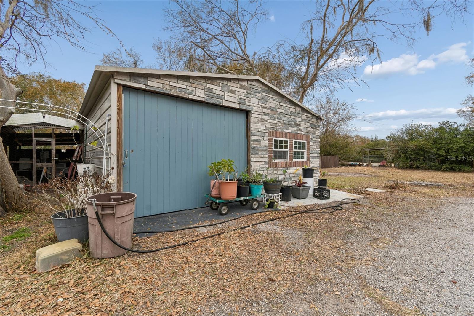 Image 64 of 100 For 6411 Holloman Creek Court