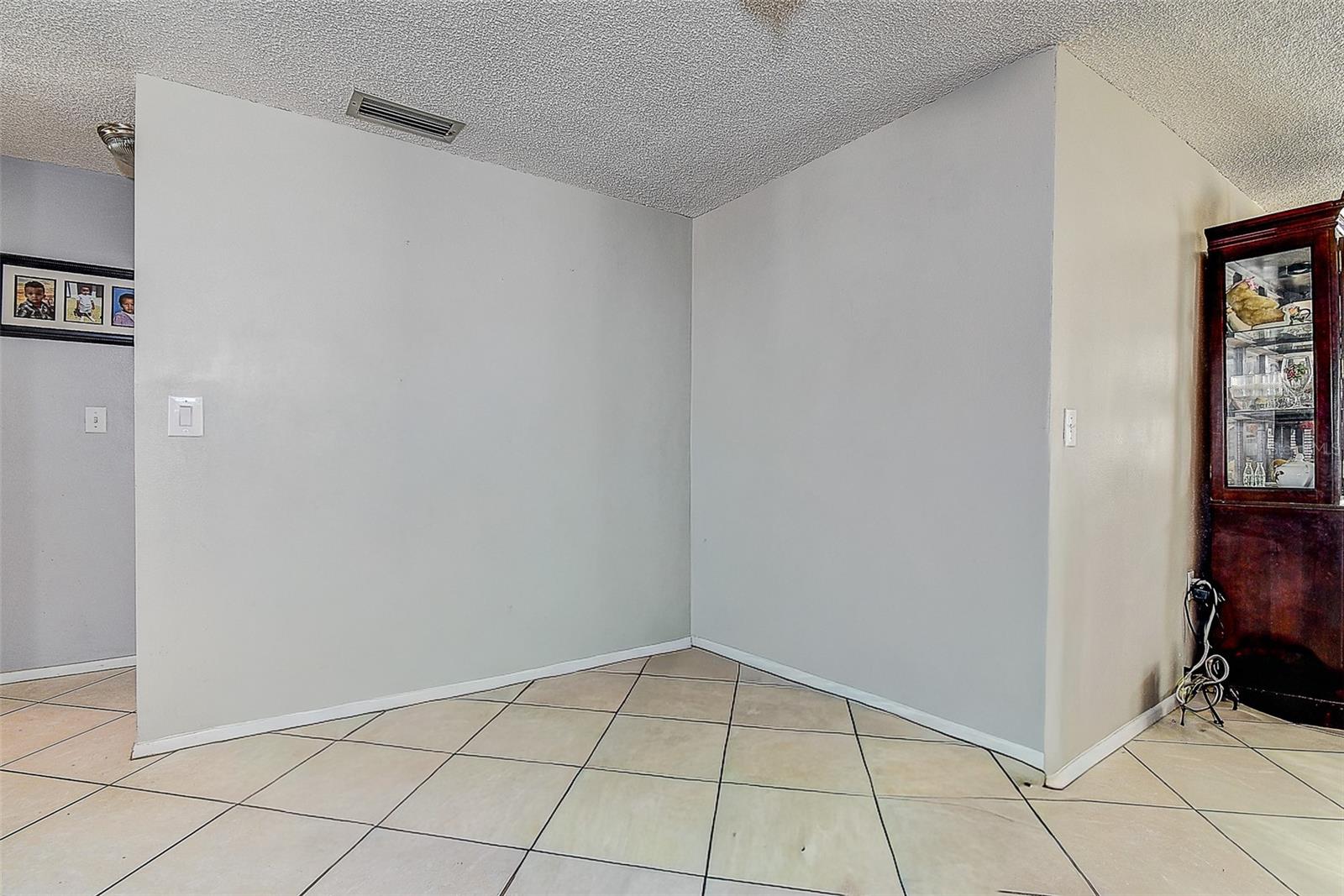 Image 10 of 32 For 3633 Blackhawk Drive