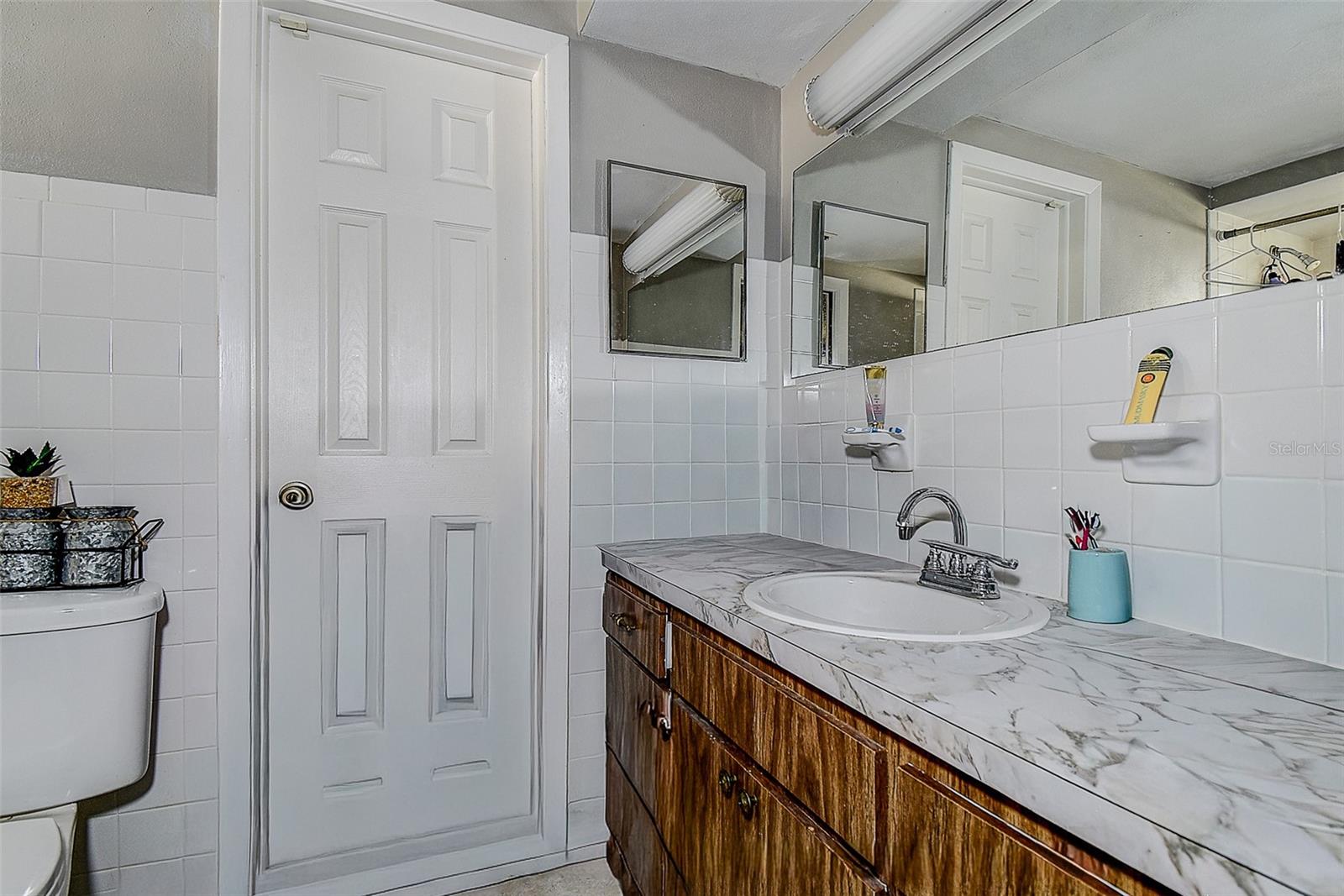 Image 15 of 32 For 3633 Blackhawk Drive