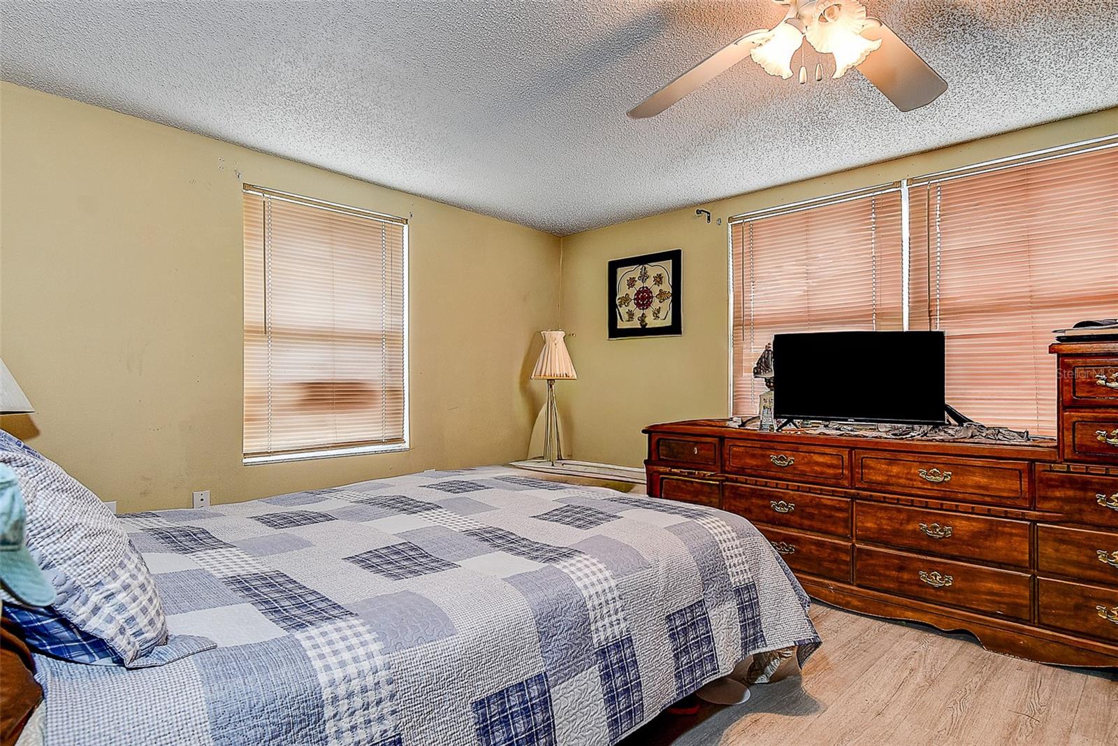 Image 20 of 32 For 3633 Blackhawk Drive