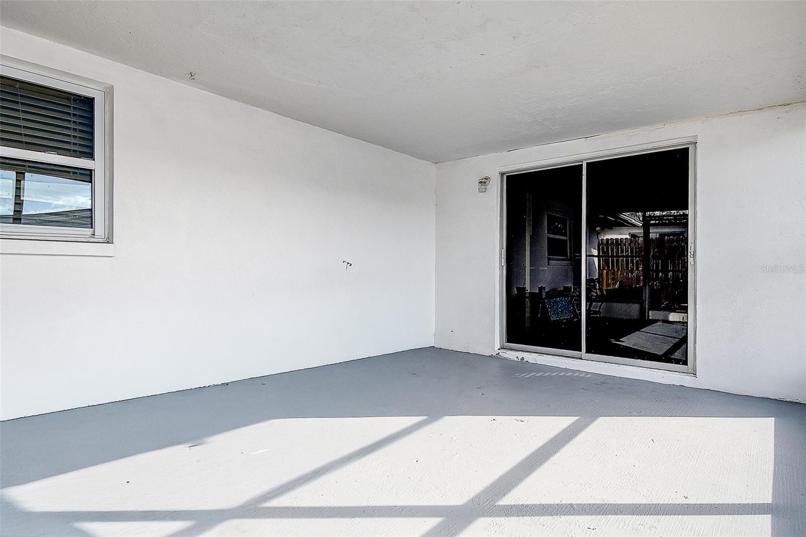 Image 23 of 32 For 3633 Blackhawk Drive