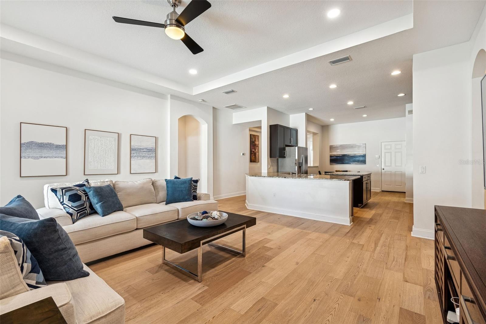 Listing photo id 23 for 32613 Summerglade Drive