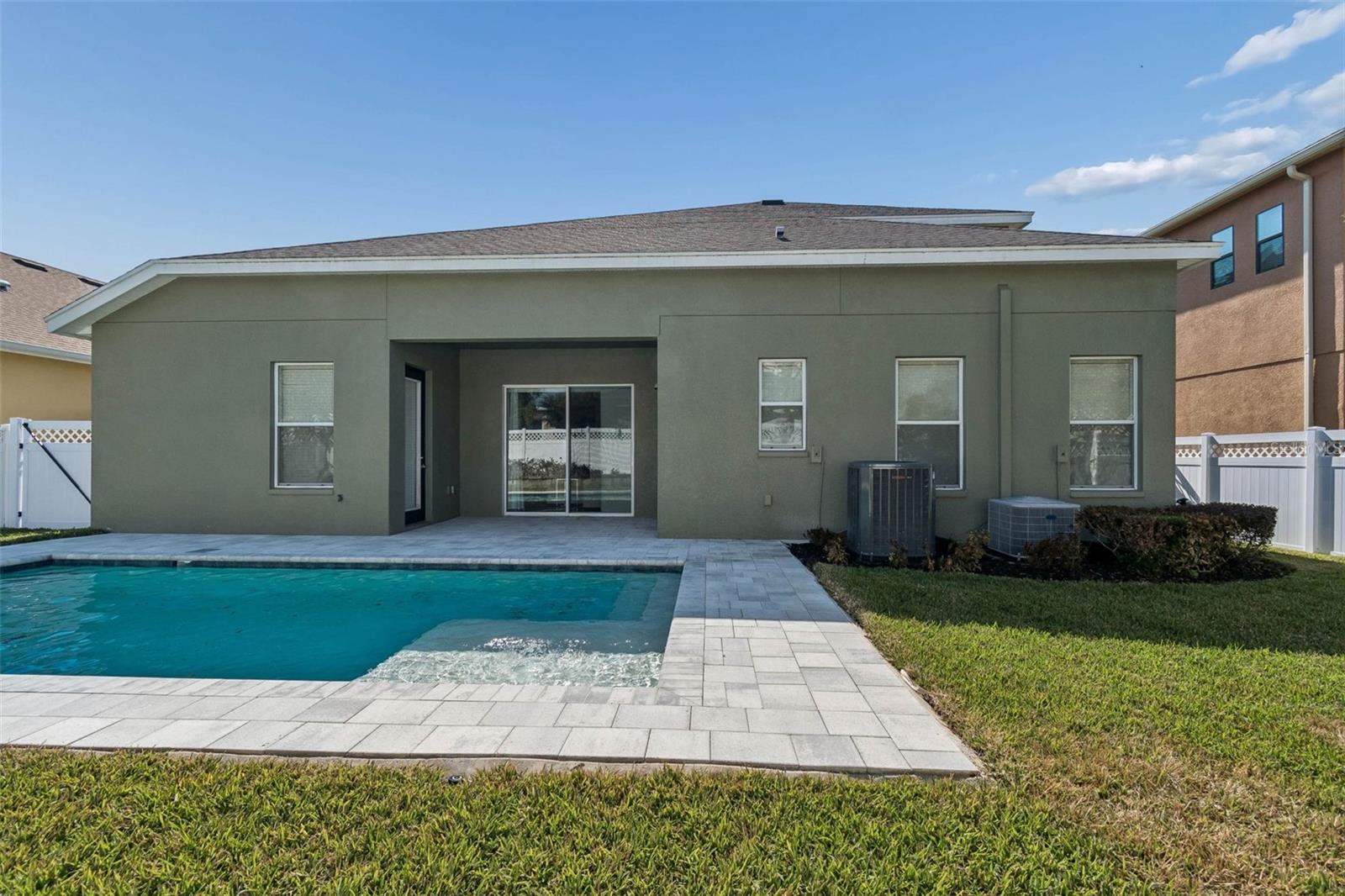 Listing photo id 26 for 32613 Summerglade Drive