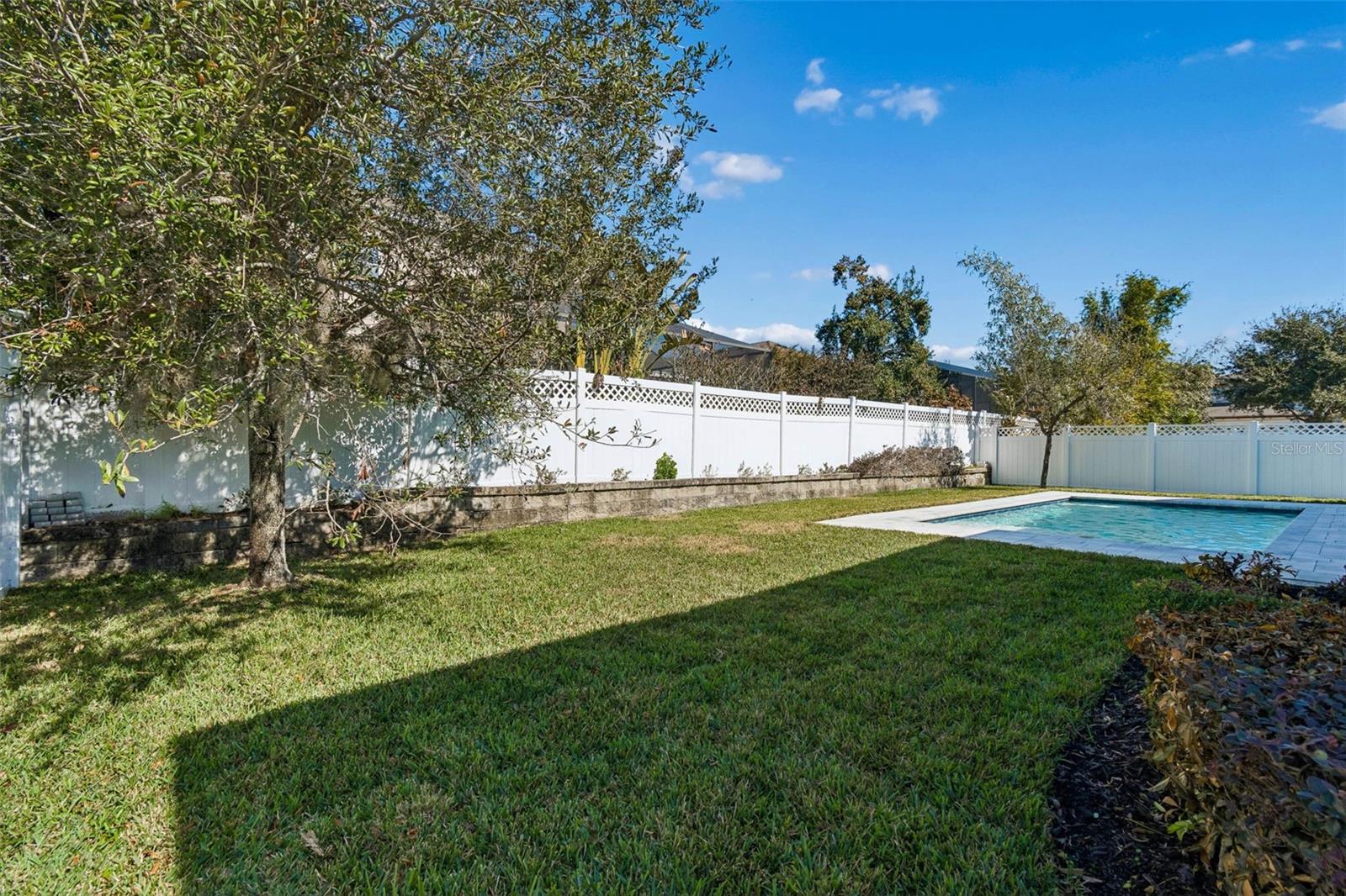 Listing photo id 27 for 32613 Summerglade Drive