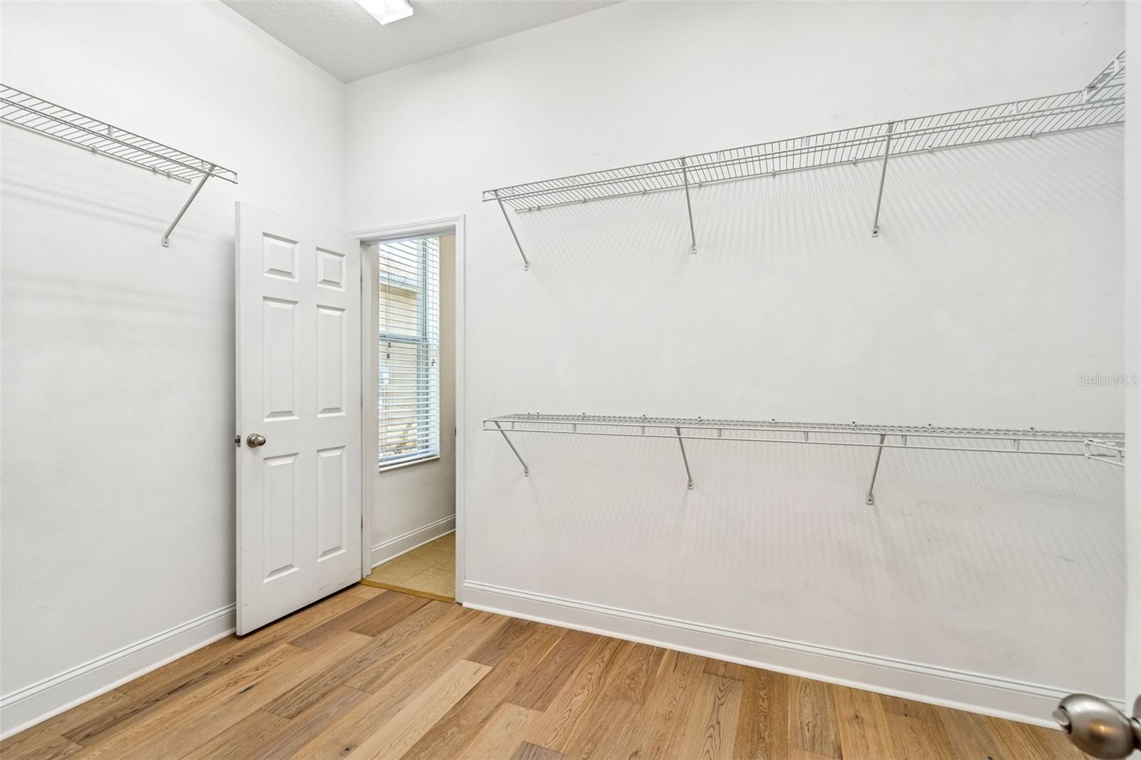 Listing photo id 35 for 32613 Summerglade Drive