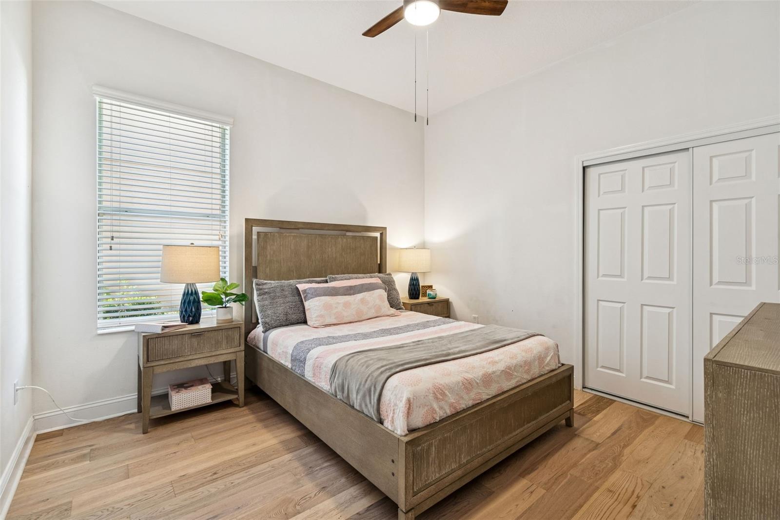 Listing photo id 41 for 32613 Summerglade Drive