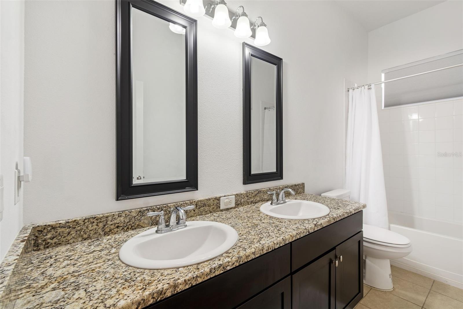 Listing photo id 43 for 32613 Summerglade Drive