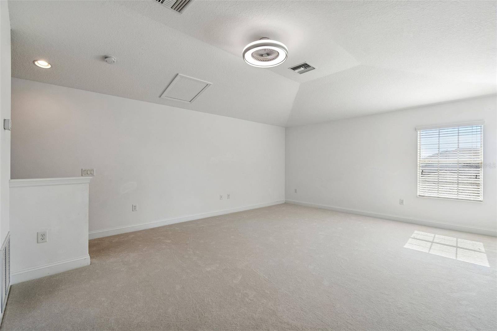 Listing photo id 48 for 32613 Summerglade Drive