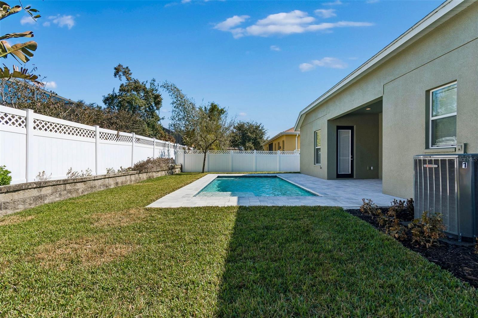 Listing photo id 50 for 32613 Summerglade Drive