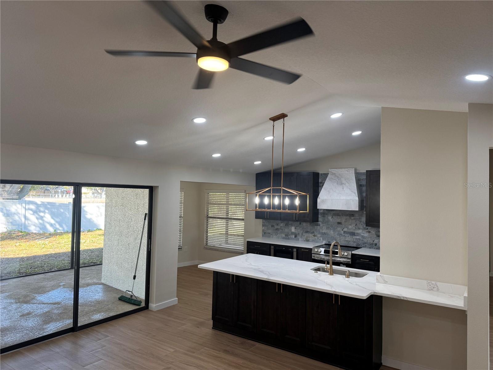 Image 4 of 25 For 2221 Cimarron Terrace