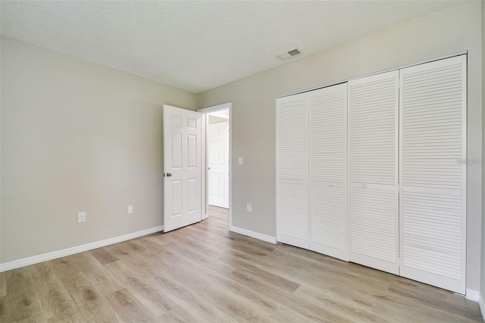 Image 27 of 51 For 726 Haven Place 726