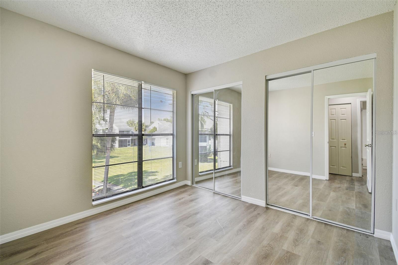 Image 29 of 51 For 726 Haven Place 726