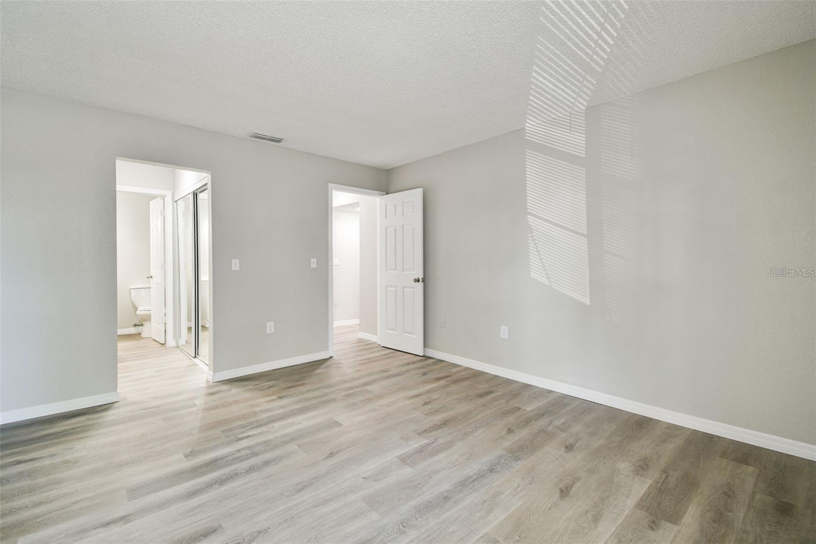 Image 39 of 51 For 726 Haven Place 726