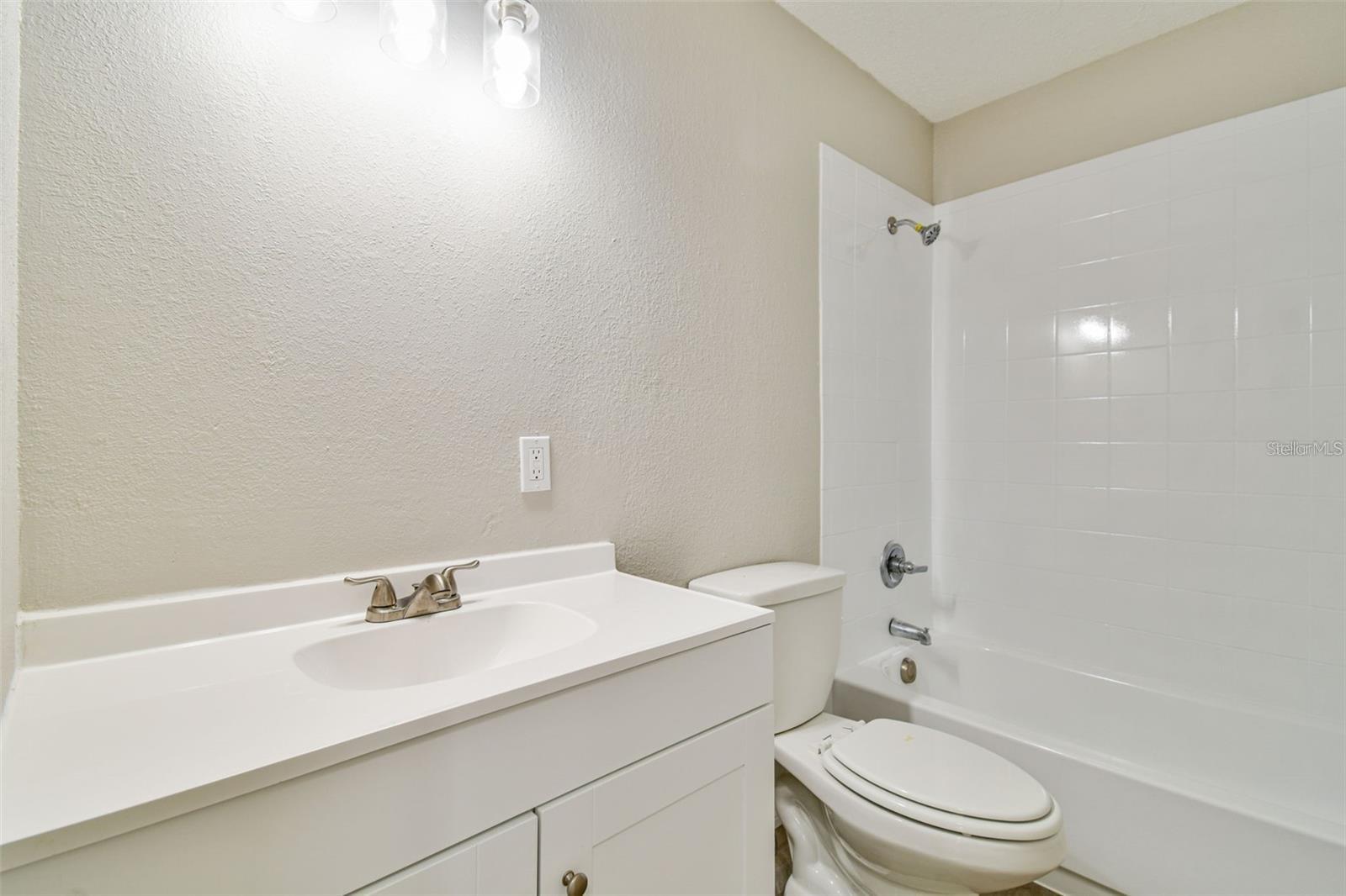 Image 41 of 51 For 726 Haven Place 726