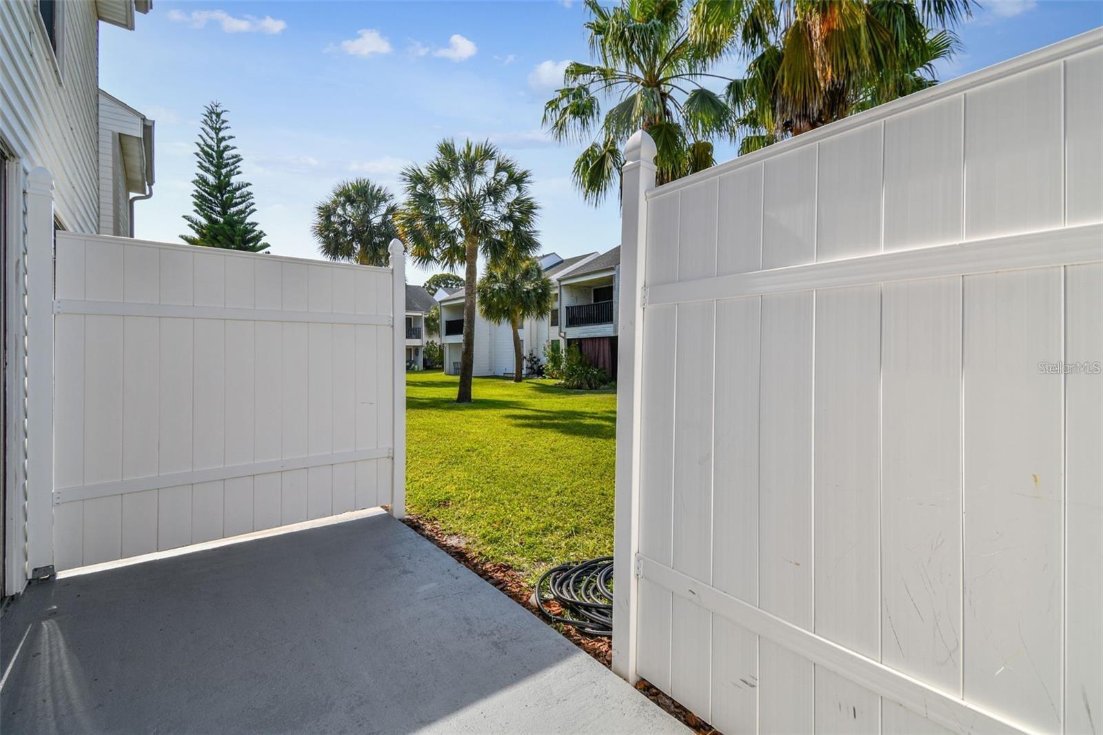 Image 42 of 51 For 726 Haven Place 726