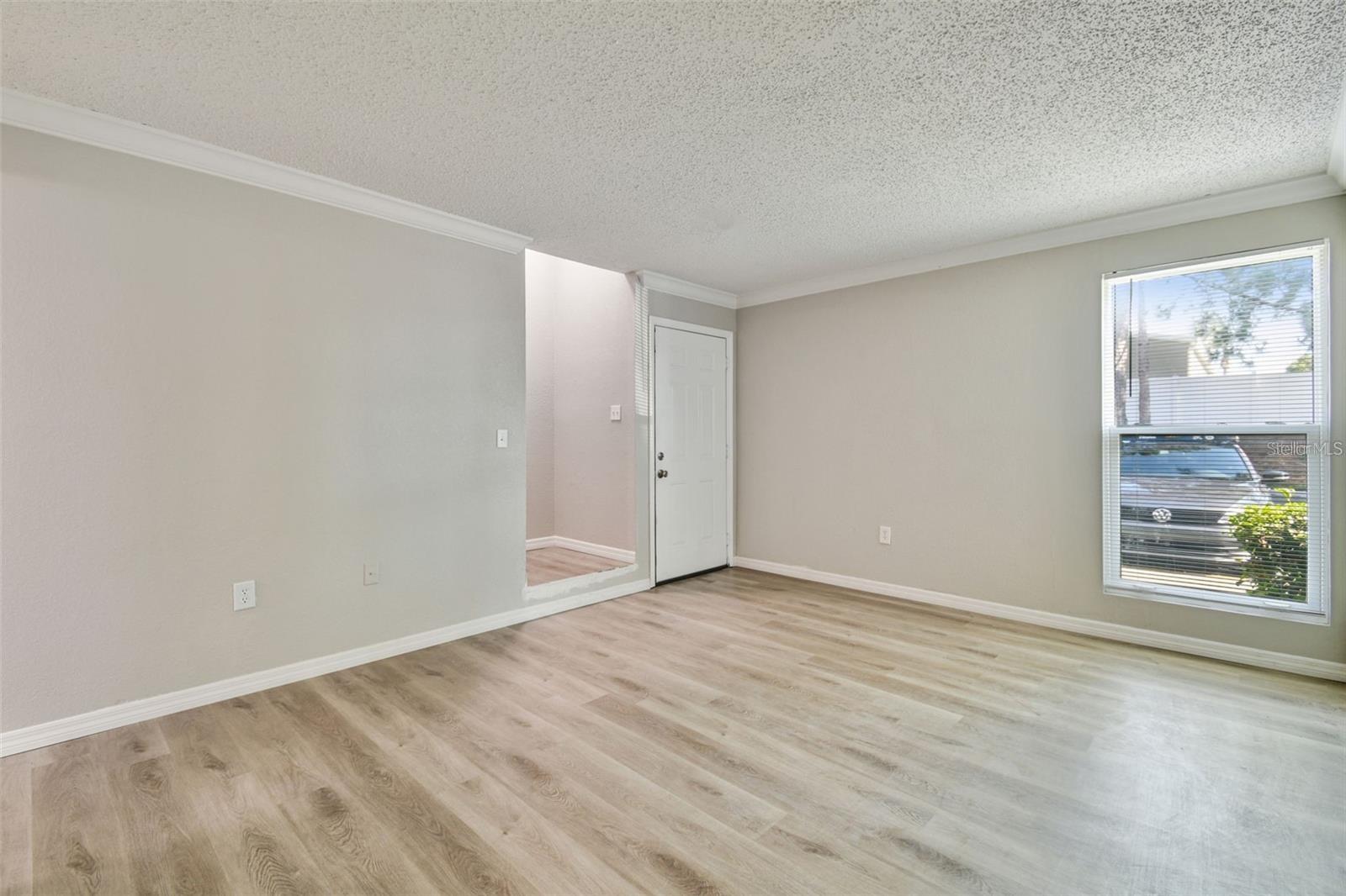 Image 7 of 51 For 726 Haven Place 726