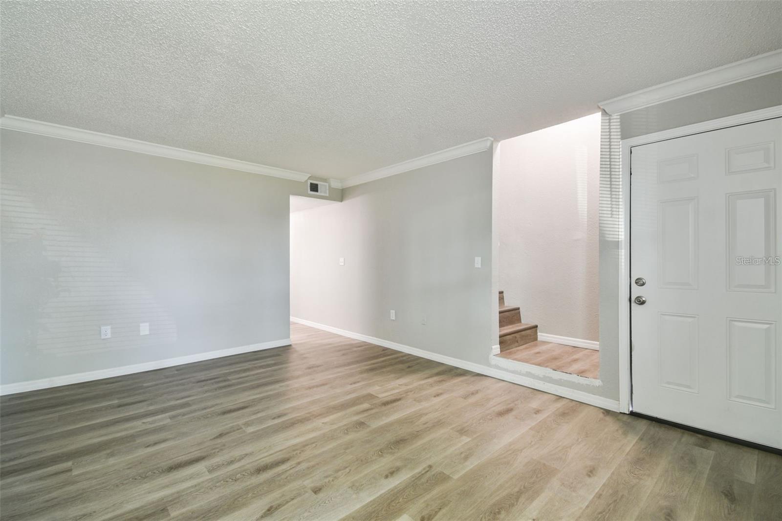 Image 8 of 51 For 726 Haven Place 726