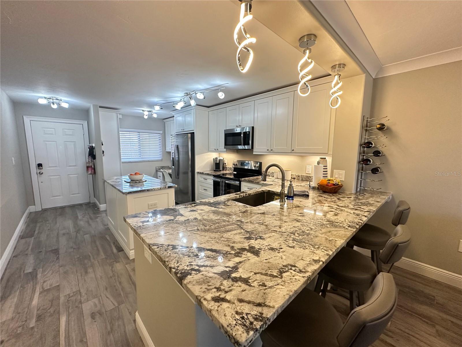 Image 6 of 39 For 106 1st Street E 115