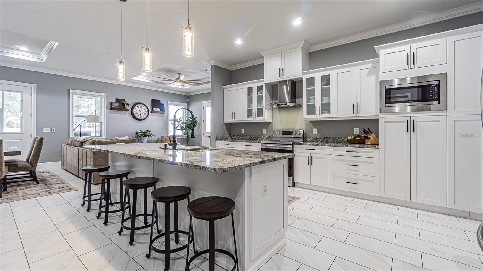 Image 11 of 35 For 3408 Dewey Street