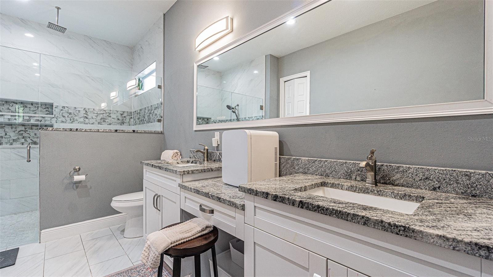 Image 21 of 35 For 3408 Dewey Street