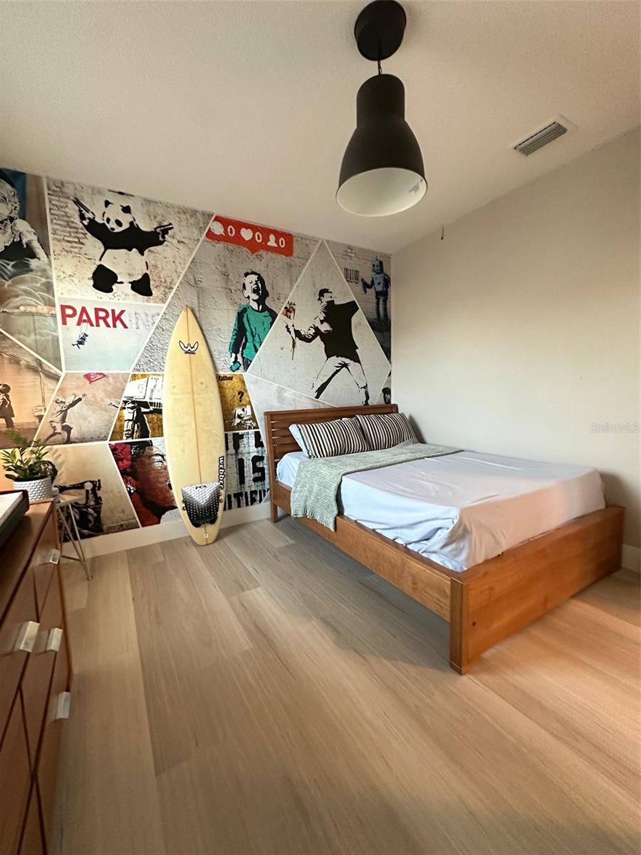 Image 20 of 26 For 11167 Leland Groves Drive