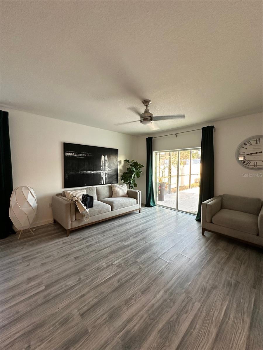 Image 7 of 26 For 11167 Leland Groves Drive