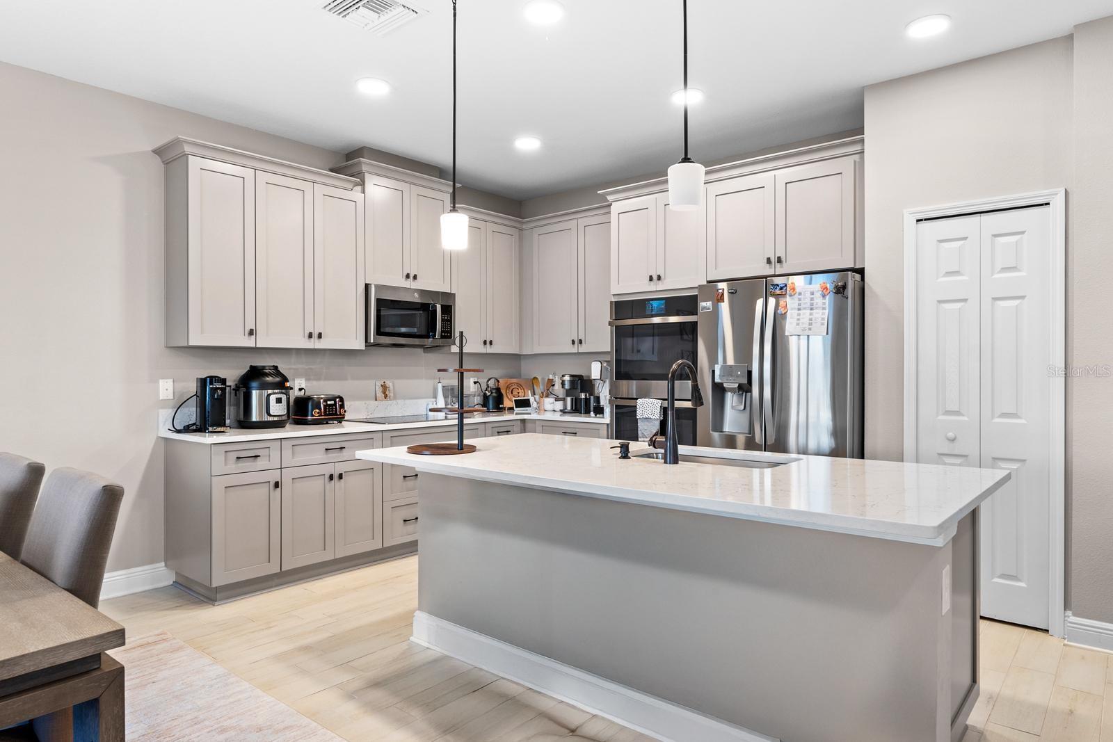 Image 11 of 37 For 31795 Asbury Avenue