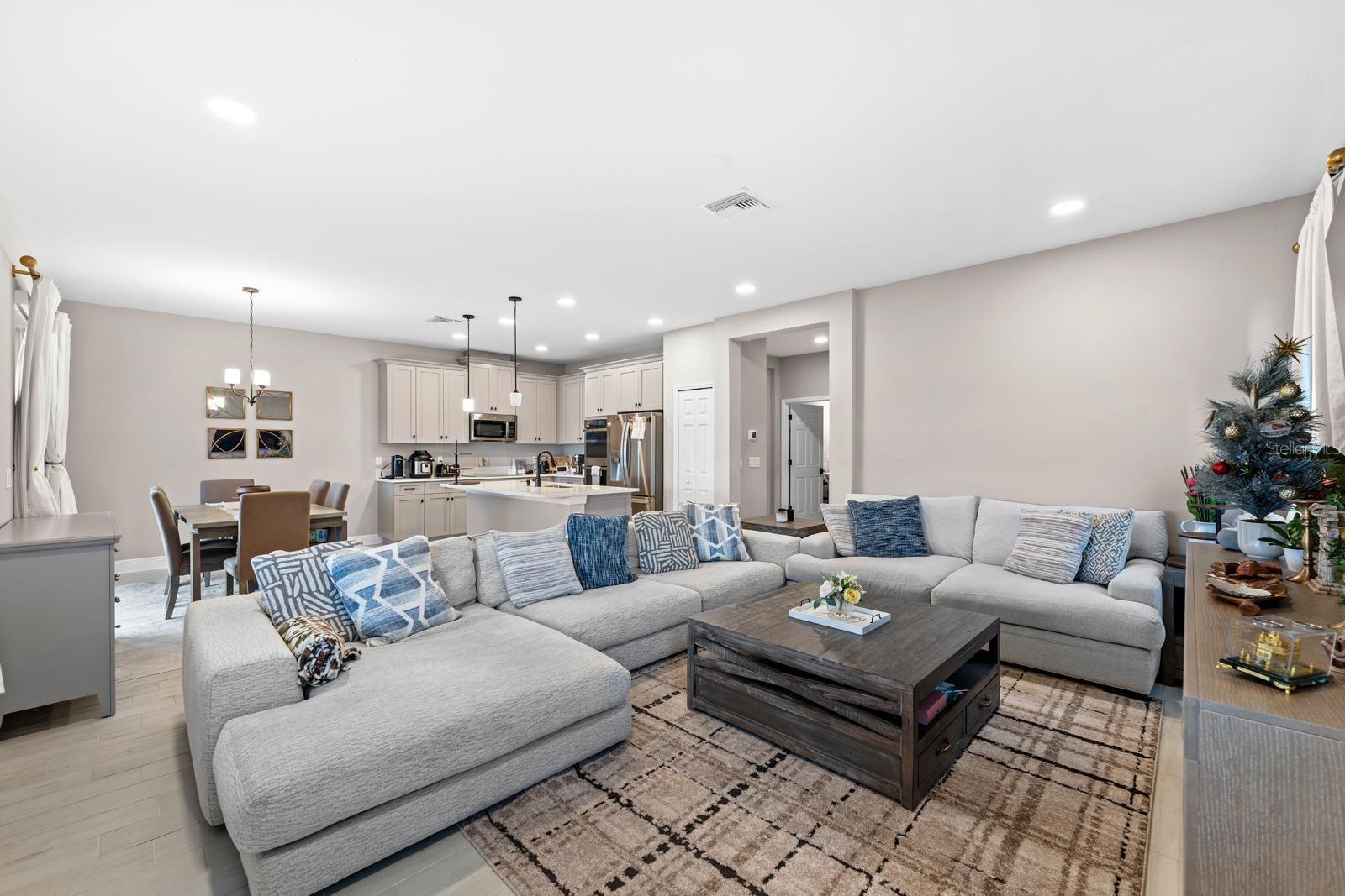 Image 5 of 37 For 31795 Asbury Avenue