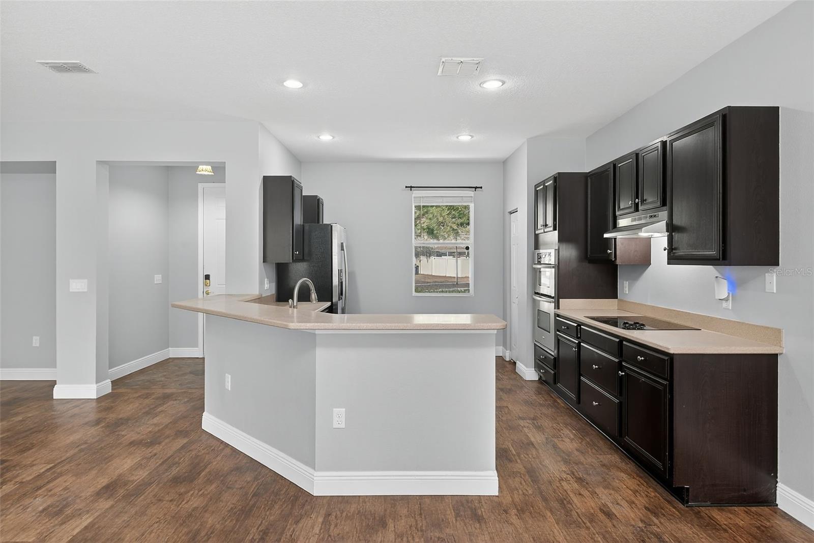 Image 12 of 51 For 11159 Running Pine Drive