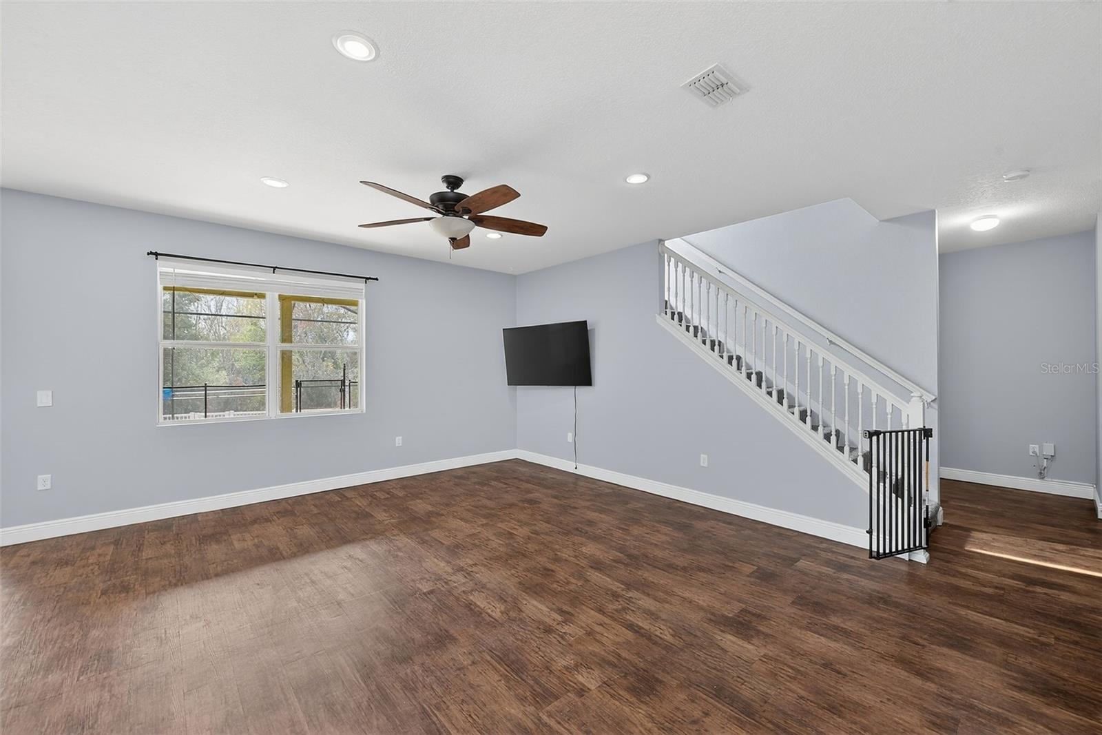 Image 3 of 51 For 11159 Running Pine Drive