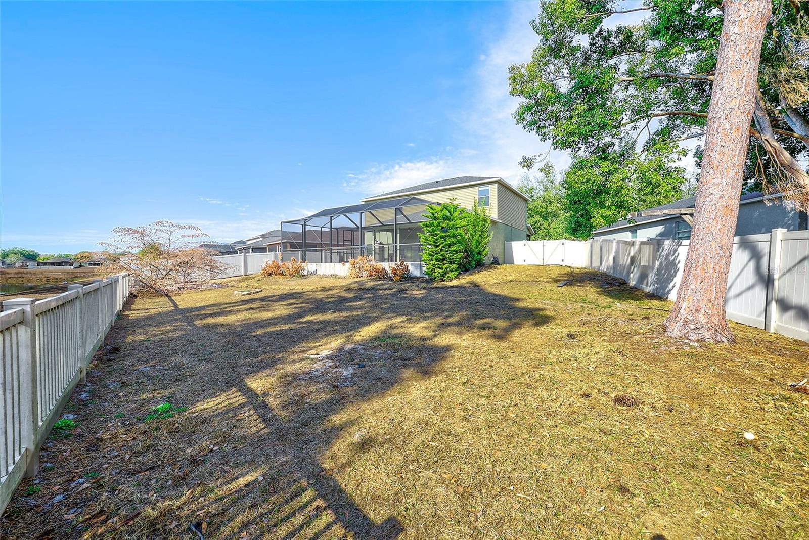 Image 41 of 51 For 11159 Running Pine Drive