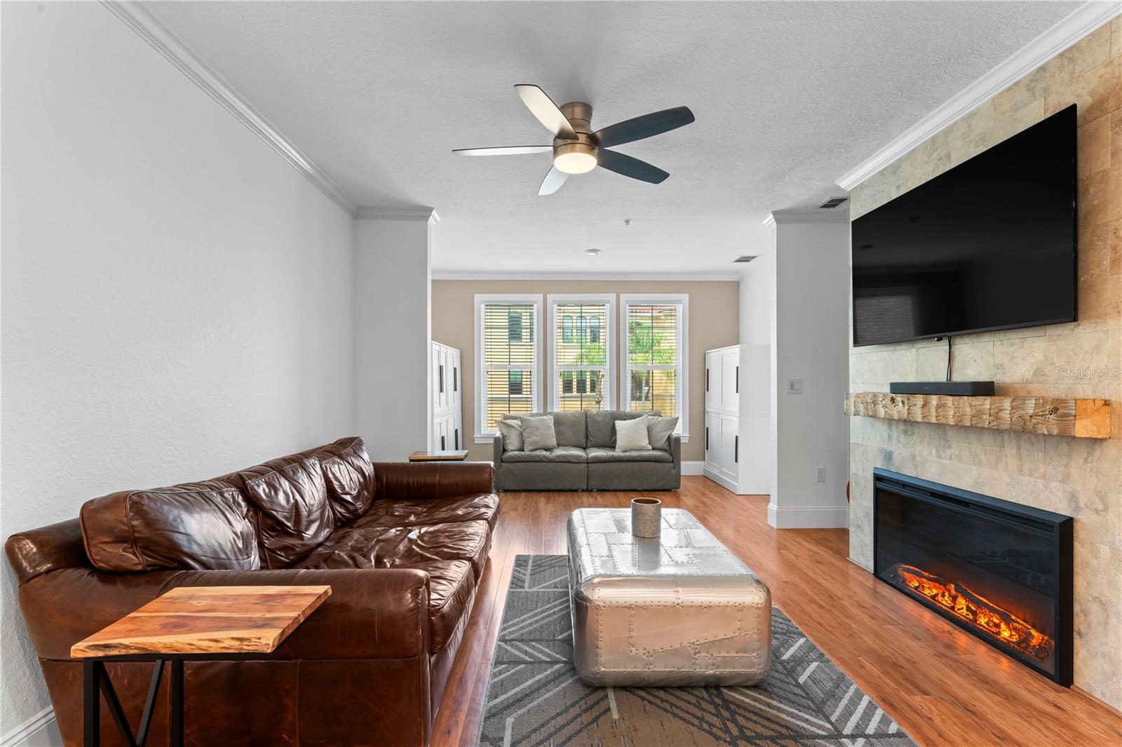 Image 13 of 61 For 2732 Via Murano  524